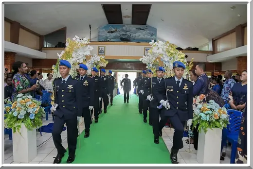 The Wedding of Fernando & Regin — Prosesi honor guard